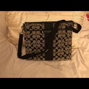 Black and Gray EUC Coach Shoulder Bag